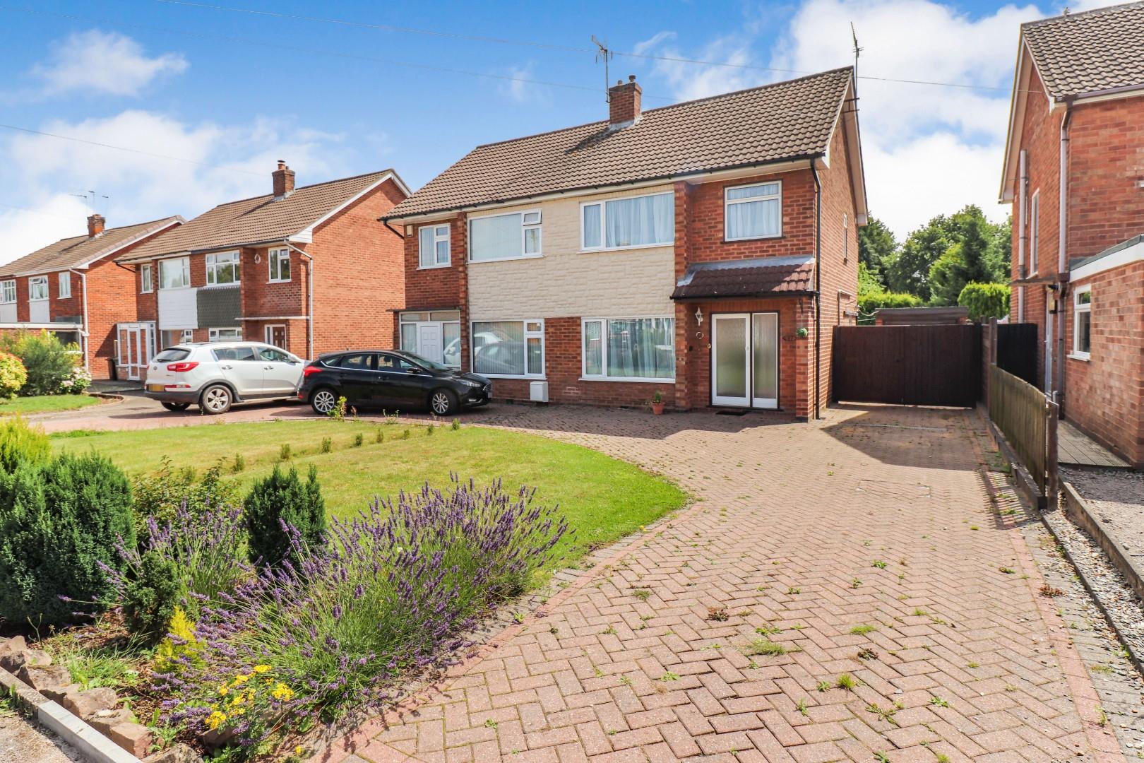 Loveitts Sales Stonewell Crescent, Nuneaton